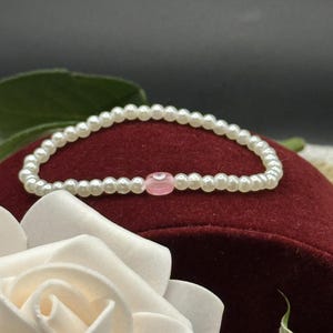 Bracelet with white mother-of-pearl beads, bracelet with smiley, bracelet with heart, jewelry with heart, pink/white, white jewelry, white bracelet