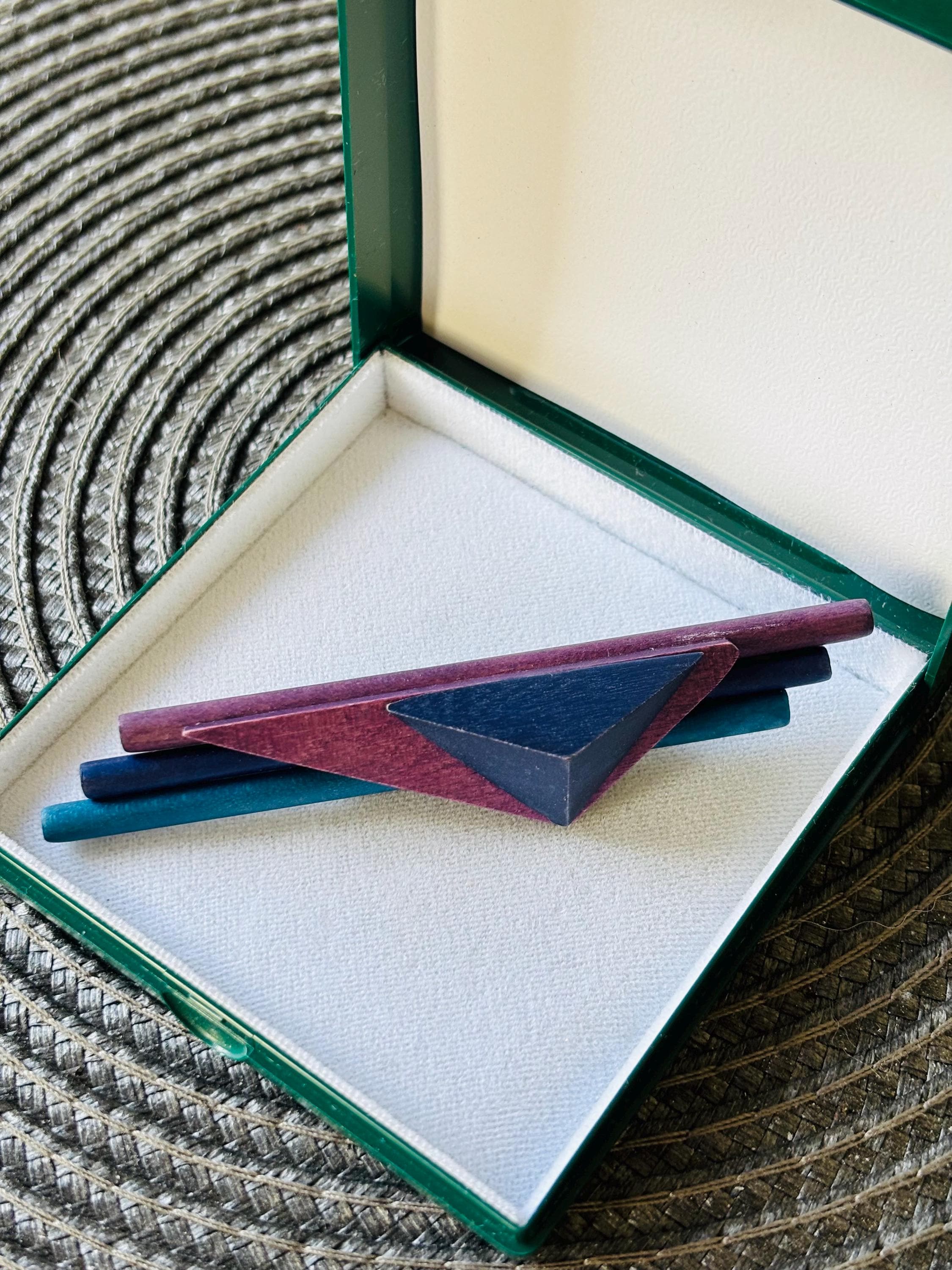 ピン＆ピンバッチ - ビンテージ - Etsy 日本