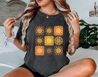 Retro Sun Graphic T-Shirt: Comfort Colors Boho Tee