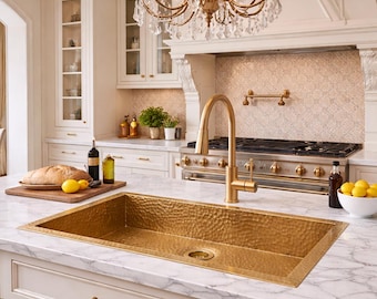 Marokkanische Küche, Bar Unterbau - Handgehämmerte Unlackierte Messingspüle