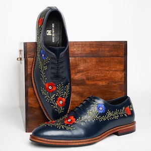 dress shoes with designs Unisex Genuine Leather Pumps with Round Toes and Flat Heels, Lace-Up Closure, Waterproof Dress Shoes for Spring and Fall from Dhgate Dress Shoes