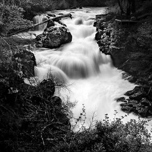 Rogue River Falls: Photograph of an Oregon Iconic Waterfall Paper Metal Canvas Living Room Bedroom Office Den