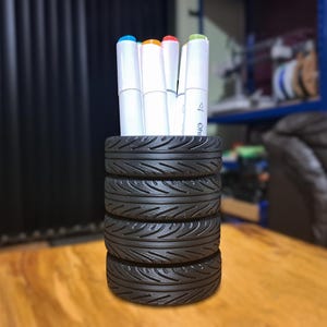 Tire Stack Pen Holder for Car Lovers – Racing Pencil Cup, Desk Organizer, Garage Decor, Mechanic Office Caddy, Gearhead Gift Idea