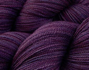 Single ply super bulky weight 200yards Handdyed yarn Huge Chunky Yarn Handspun Cheviot Wool