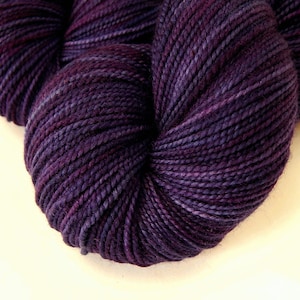 Hand Dyed Yarn. Fingering Sock Weight Superwash Merino Wool. BLACKBERRY TONAL. Indie Knitting Yarn. Deep Purple Sock Yarn. Craft Supply