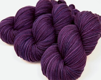 Hand Dyed Yarn, Worsted Weight Superwash 100% Merino Wool - BLACKBERRY TONAL - Indie Dyed Deep Purple Knitting Yarn Skein, DIY Craft Supply