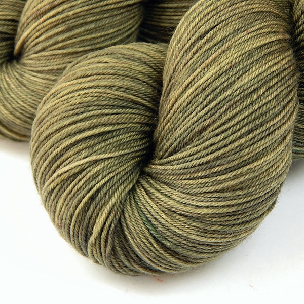 Hand Dyed Yarn. Sock Weight 4 Ply Superwash Merino Wool. DRIFTWOOD. Fingering Weight Indie Dyed Knitting Yarn. Neutral Tonal Sock Yarn