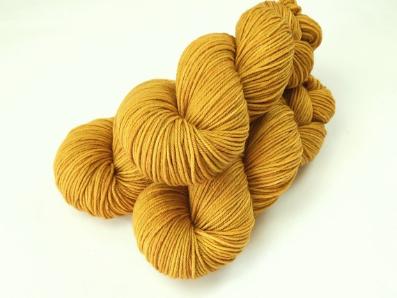 Hand Dyed Yarn. DK Weight Superwash Merino Wool. HONEY MUSTARD. Soft Tonal  Yellow Gold Indie Dyer Yarn. Wool Yarn for Knitting Crochet 