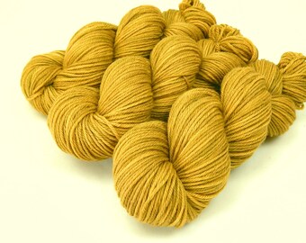 Hand Dyed Yarn. Worsted Weight Superwash Merino Wool. HONEY MUSTARD. Yellow Gold Tonal Indie Dyer Knitting Yarn. Ready to Ship