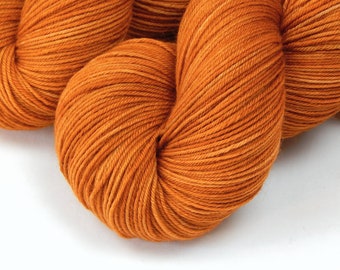 Hand Dyed Yarn. Sock Weight 4 Ply Superwash Merino Wool Yarn. COPPER. Orange Tonal Knitting Yarn. Autumn Fingering Weight Sock Yarn