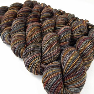 Hand Dyed Yarn. Fingering Weight Superwash 100% Merino Wool. AGATE. Indie Dyer Knitting Yarn. Handdyed Sock Yarn Grey Gray Brown Gold image 3