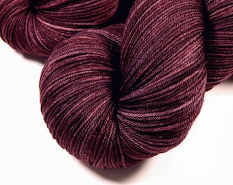 Hand Dyed Yarn. Semi Solid Sock Yarn. 4 Ply Superwash Merino Wool. DAMSON PLUM. Indie Dyed Knitting Yarn. Tonal Fingering Weight Yarn