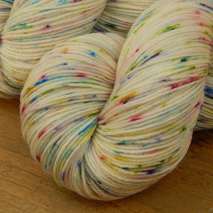 Hand Dyed Sock Yarn, Fingering Weight 4 Ply Superwash Merino Wool - POTLUCK CONFETTI - Rainbow Speckled Knitting Yarn, Cream Hand Dyed Yarn