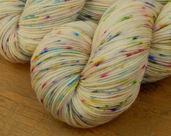 Hand Dyed Sock Yarn. Fingering Weight 4 Ply Superwash Merino Wool. POTLUCK CONFETTI. Rainbow Speckled Knitting Yarn. Cream Hand Dyed Yarn