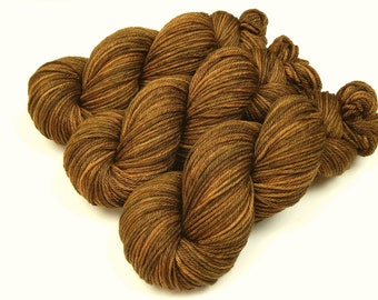 Hand Dyed Yarn. Worsted Weight Superwash 100% Merino Wool. HAZELNUT. Tonal Brown Yarn. Indie Dyer Handdyed Knitting Yarn. Ready to Ship