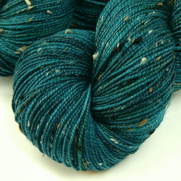 Hand Dyed Sock Yarn. Tweed Fingering Weight Superwash Merino Wool Nylon. DEEP SEA TONAL. Indie Dyer Knitting Yarn. Variegated Teal Blue Yarn