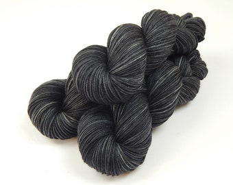 Hand Dyed Yarn. DK Weight Superwash Merino Wool. Slate Grey Tonal. Charcoal Gray Indie Dyer Yarn. Dark Grey Variegated Knitting Yarn