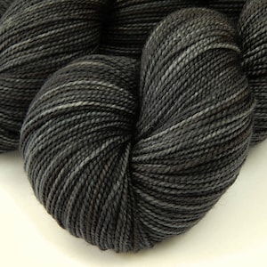 Hand Dyed Yarn. Sock Fingering 100% Superwash Merino Wool. SLATE GREY TONAL. Charcoal Gray Indie Dyed Yarn. Knitting Crochet Sock Yarn