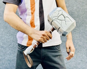 Thor's Mjolnir Broken Hammer: Love and Thunder Cosplay Prop