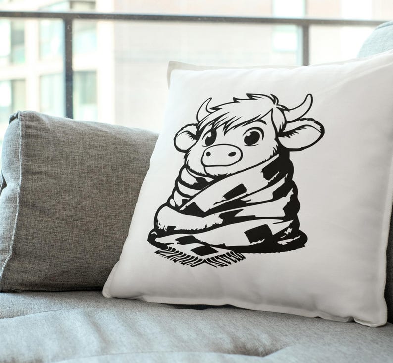 Puede incluir: Ilustraci&oacute;n en blanco y negro de una vaca envuelta en una manta. La vaca mira hacia la derecha y tiene una expresi&oacute;n amigable. La manta tiene un patr&oacute;n a cuadros.
