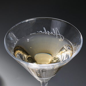 personalized Engraved martini glass,Engraved Wedding Bridesmaid Glasses Gift,Party favor birthday Glasses,Customchampagne cocktail glasses