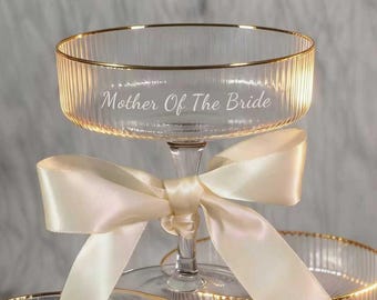 Customized Engraved Wedding Martini Glasses, Ideal for Wedding Guests, Champagne Glasses, Bridesmaid Gifts, Bridal Party Gifts, Gift for Her
