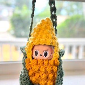 Corn Outfit for Labubu – Handmade Crochet Costume with Husk & Cob Design