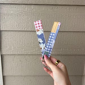 Patchwork Wristlet Keychain: Handmade Cotton Fabric Key Fob