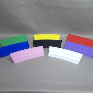O melhor porta-cartas de baralho. Opções multicoloridas, elegantes e organizadas, perfeitas para idosos e jogadores com deficiência. Ótima ideia de presente!