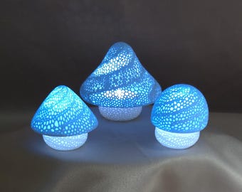 Décoration champignon imprimée en 3D : veilleuse LED Voronoi