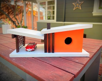 Mid-Century Modern Birdhouse with Carport: Handcrafted Yard Art