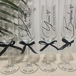 Personalised Wedding Champagne Flutes: Bridal Party Keepsakes