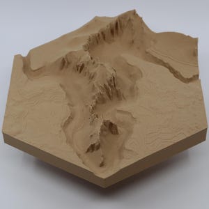Smith Rock - 3D Reliefkarte | Rock Klettern Kunst | Natur Wanddekor | Outdoor Abenteuer Geschenk
