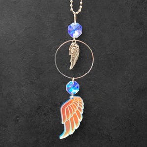 Holographic Angel Wing Acrylic Suncatcher: Car Rearview Mirror Ornament with Rose Charm & Glass Crystal