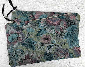 Knitting Needle Bag, Zippered Pouch, Upholstery Fabric Zip Bag, Traditional Floral Pattern, Knitting Needle Keeper, Many Uses, ONE available