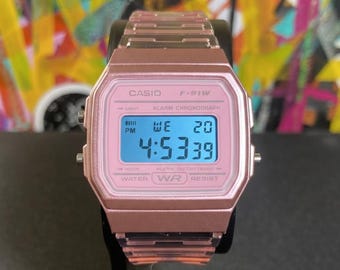 Customized all pink Casio F91w "LIGHT BLUE" screen mod