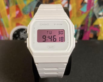 Customized all white Casio F91w "LIGHT PINK" screen mod