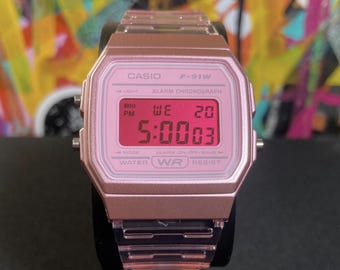 Customized all pink Casio F91w "HOT PINK" screen mod