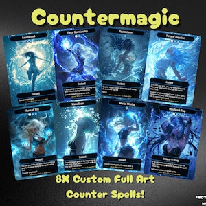 Può includere: Una collezione di otto carte personalizzate di Counter Spell a piena arte. Ogni carta presenta un'illustrazione unica con uno schema di colori blu e bianco, e la parola "Instant" è visualizzata su ogni carta. Il testo "Countermagic" è in alto.