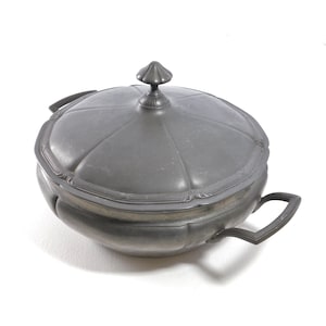 Vintage Serving Dish Pewter Food Warmer   B203
