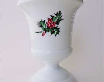 Vintage Vase, Christmas Vase with Holly Decoration, White Vase    B202