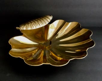 Shell Dish Brass Console Dish, Brass Serving Dish, Brass Platter, Shell Console Dish, Brass Bowl, Clam Shell Dish,
