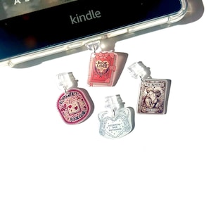 Kindle Dust Plug Charm
