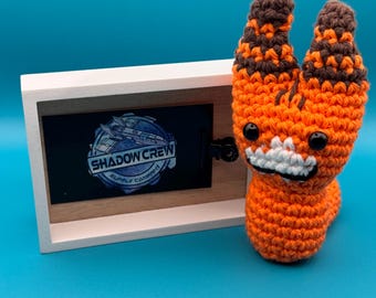 Crocheted loth cat plush