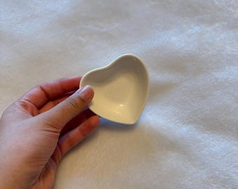 White heart bowl
