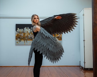 Gray Bird Wings Costume with Tail: Flexible Cosplay Wings