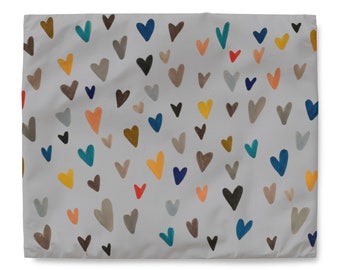 Couette Love gris chaud - Couette king size recouverte de coeurs !