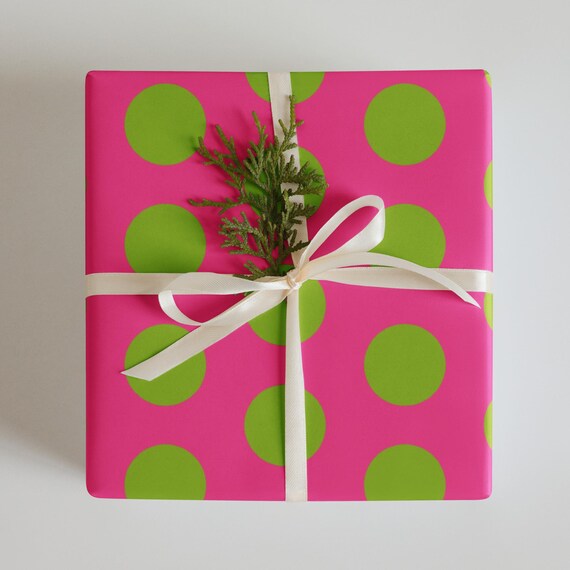 Polka A Dot Wrapping Papers // Merry and Bright Modern Christmas Pink and Green