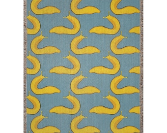 Banana Slug Woven Blanket, Funny Animal Throw Blanket, Quirky Home Decor, Cozy Cottagecore Gift