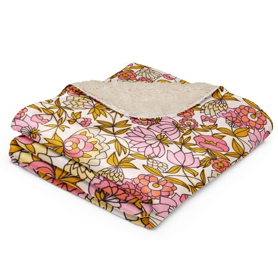 Pink and Yellow Floral Blanket / Vinatge Styel Floral Design